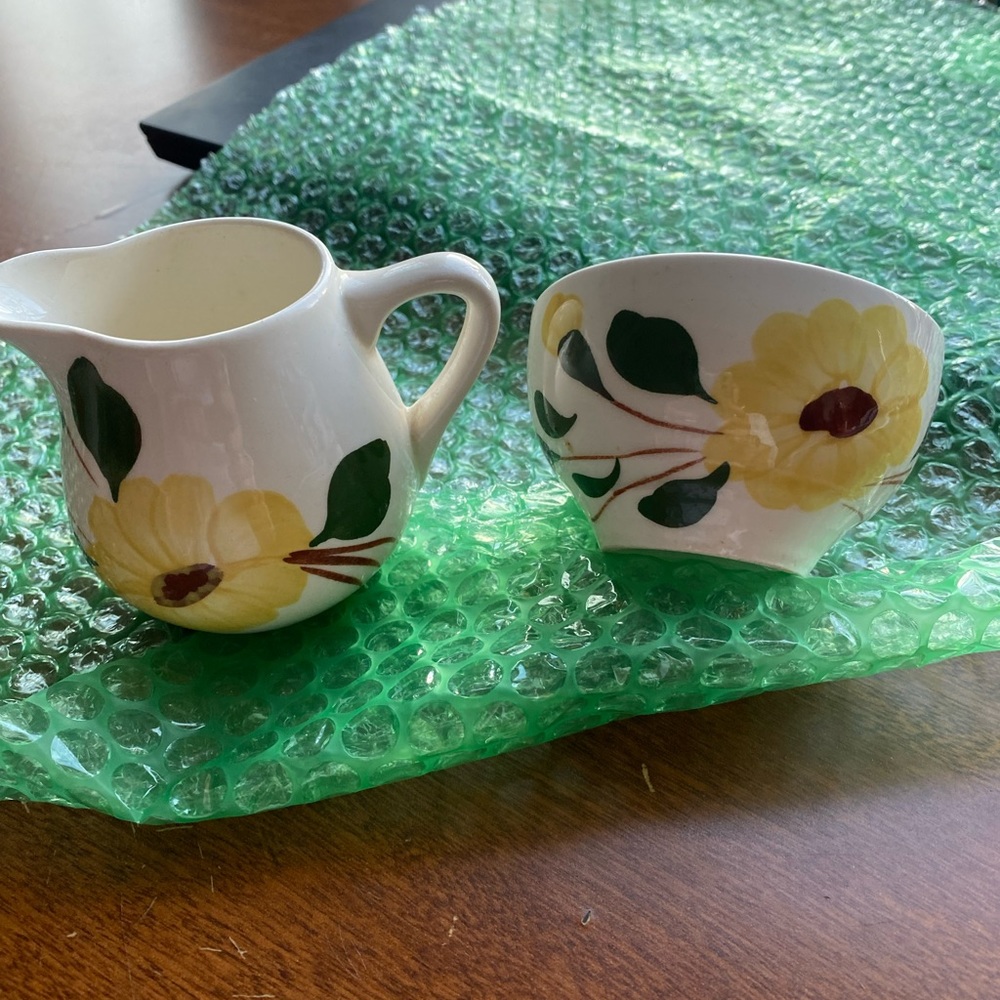 Vintage Joni creamer and sugar bowl